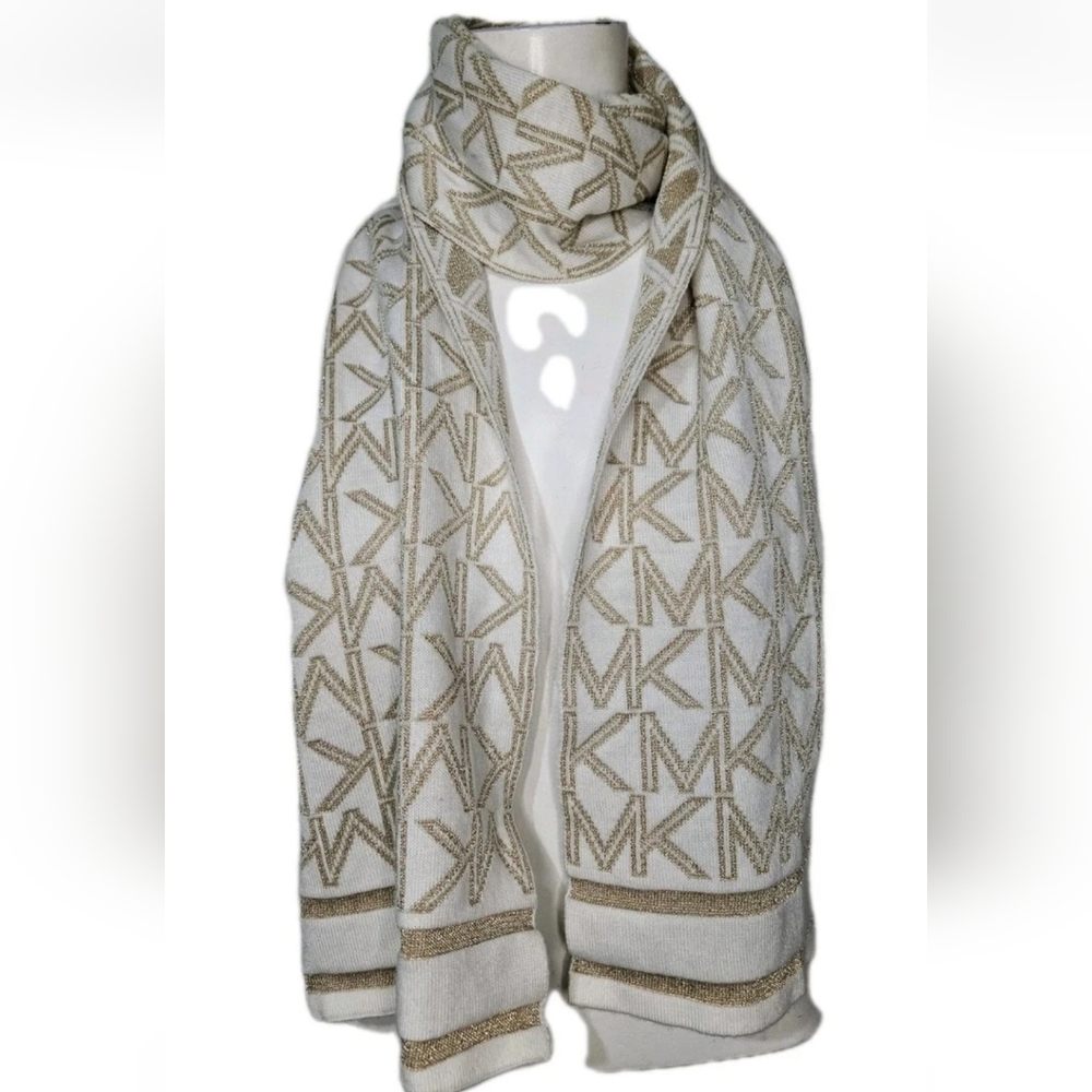 Michael Kors Women's Glittery Scarf 10 X 64